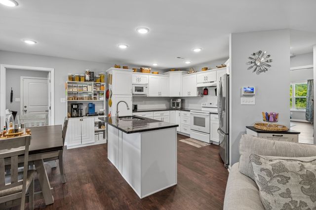 1187 Finley Beech Rd, Lewisburg, TN 37091