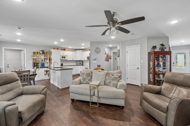 1187 Finley Beech Rd, Lewisburg, TN 37091