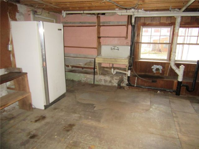 589 Gaskill Street, Woonsocket, RI 02895