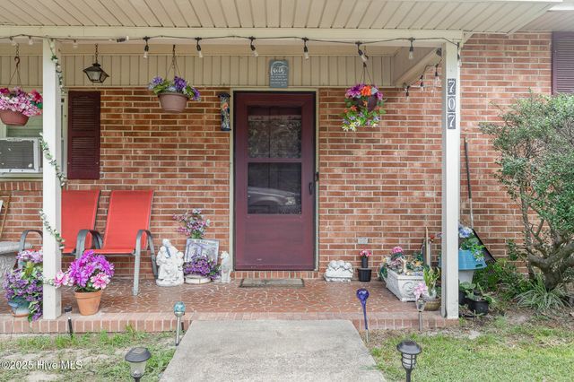 707 Ridge Drive, Goldsboro, NC 27530