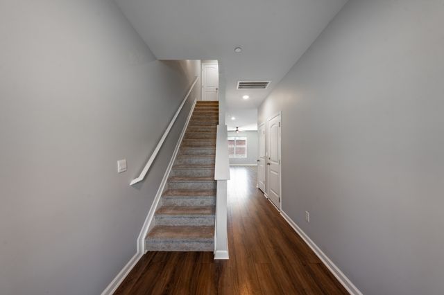 232 Warrior Pl, Ashland City, TN 37015