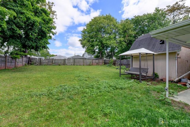 50 Chestnut St Street, Edison, NJ 08817
