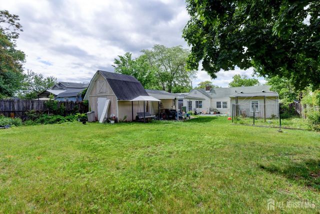 50 Chestnut St Street, Edison, NJ 08817