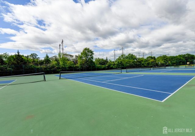 50 Chestnut St Street, Edison, NJ 08817