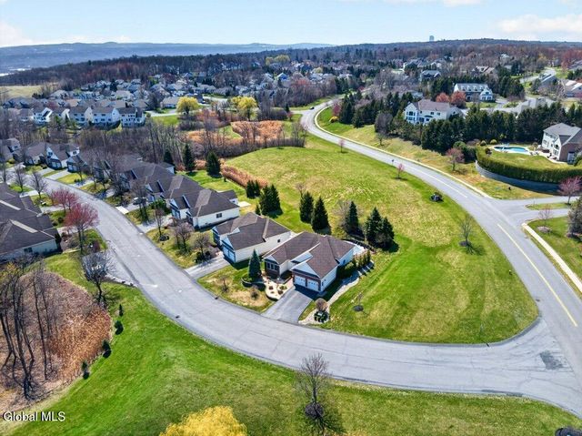1 Conway Circle, Colonie, NY 12211