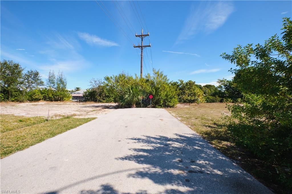 201 SW 40th ST, CAPE CORAL, FL 33914 — photo 5