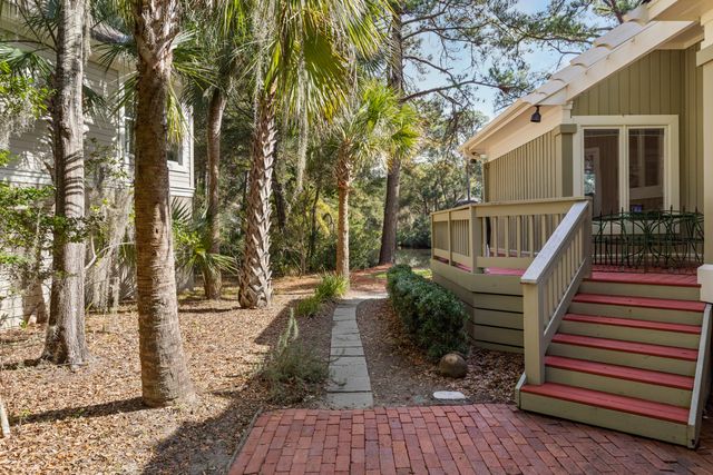 2105 Loblolly Lane, Seabrook Island, SC 29455