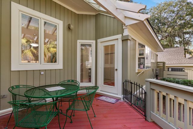 2105 Loblolly Lane, Seabrook Island, SC 29455