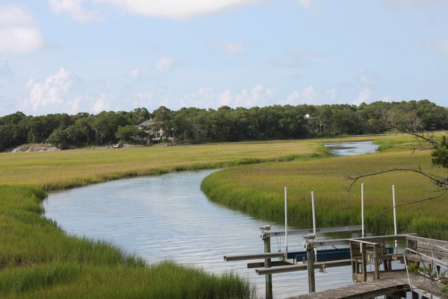 2105 Loblolly Lane, Seabrook Island, SC 29455
