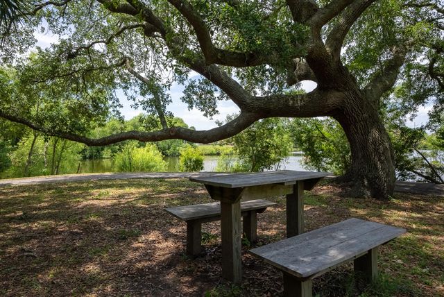 2105 Loblolly Lane, Seabrook Island, SC 29455