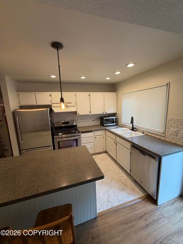 1225 Elegante Lane, Anchorage, AK 99501