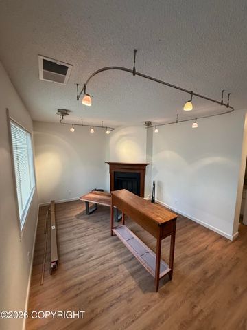 1225 Elegante Lane, Anchorage, AK 99501