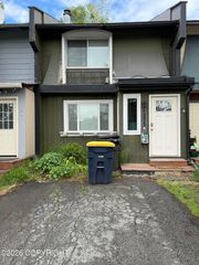 1225 Elegante Lane, Anchorage, AK 99501