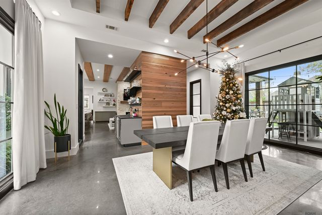 9339 Pieta Ln, Baton Rouge, LA 70809