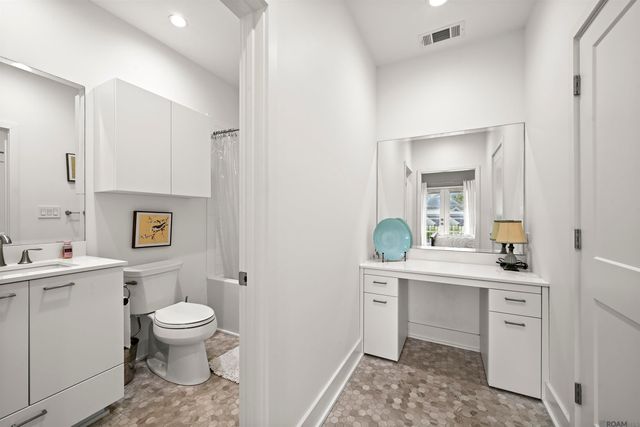 9339 Pieta Ln, Baton Rouge, LA 70809