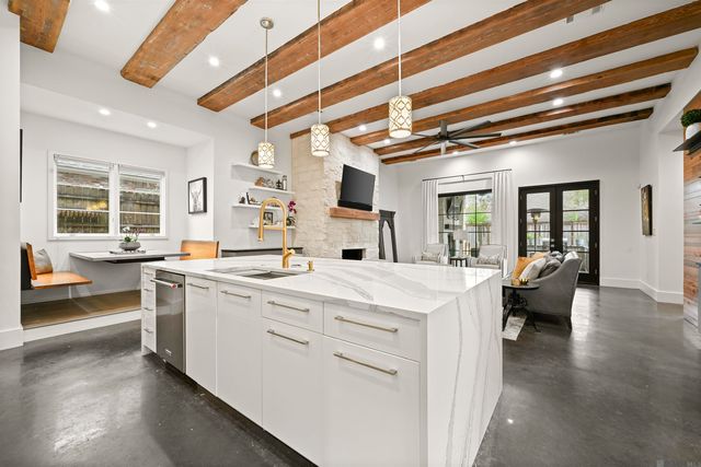 9339 Pieta Ln, Baton Rouge, LA 70809