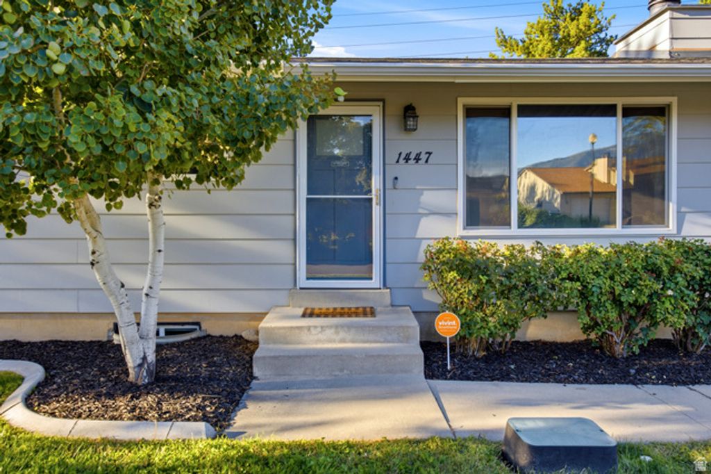 1447 E MULBERRY WAY, Sandy, UT 84093 — photo 5