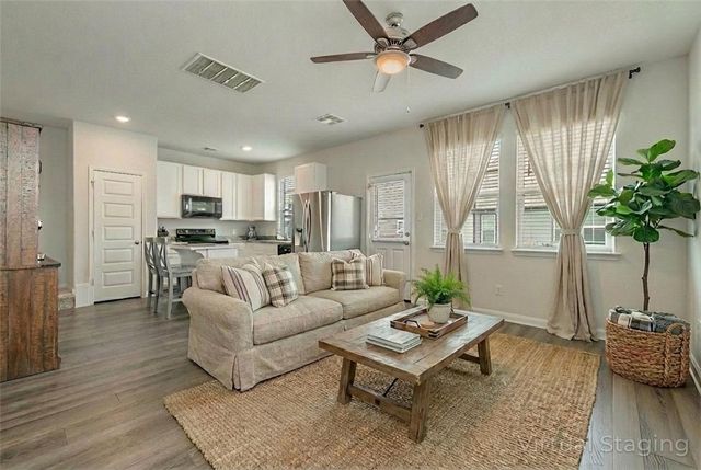 1415 Desire Lane, Bryan, TX 77803