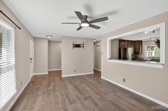 2221 Bentley Manor Drive, Fenton, MO 63026