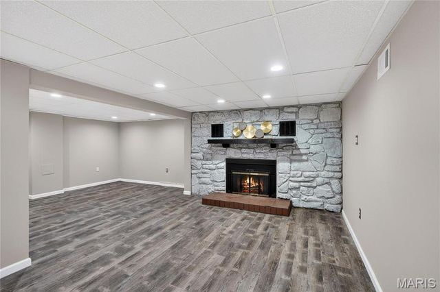 2221 Bentley Manor Drive, Fenton, MO 63026