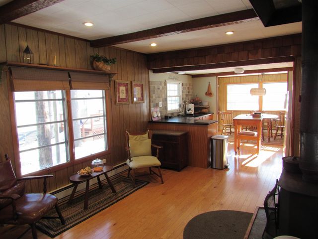 2036 VTRT 30 Route, Jamaica, VT 05343