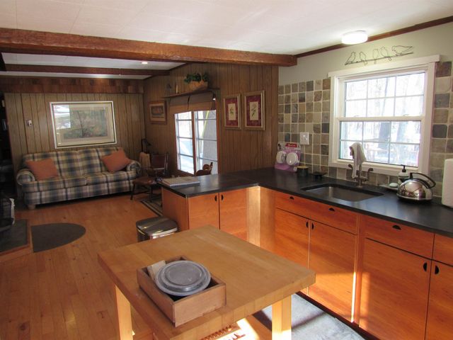 2036 VTRT 30 Route, Jamaica, VT 05343