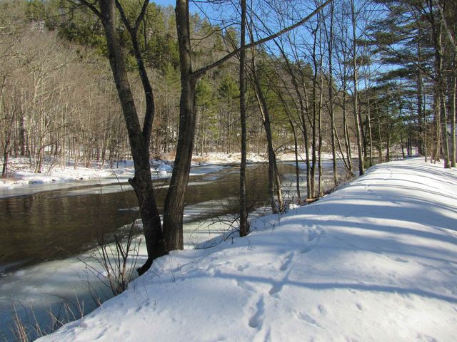 2036 VTRT 30 Route, Jamaica, VT 05343