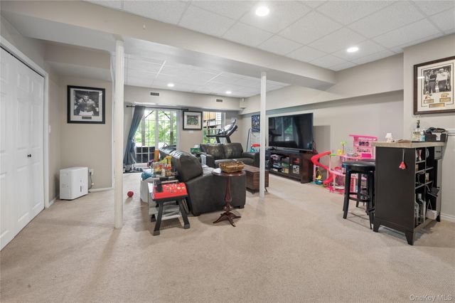 2702 Watch Hill Drive, Tarrytown, NY 10591