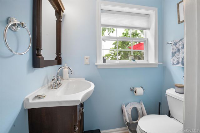 2702 Watch Hill Drive, Tarrytown, NY 10591
