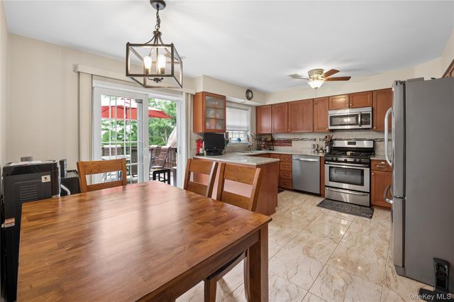 2702 Watch Hill Drive, Tarrytown, NY 10591