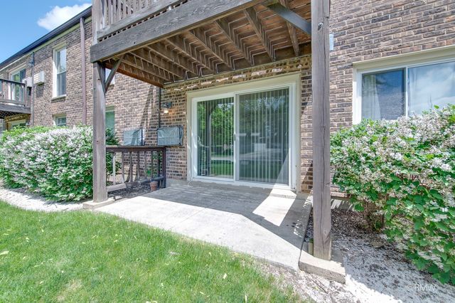 337 N Carter Street 101, Palatine, IL 60067
