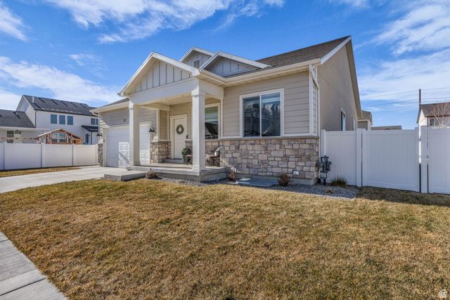 141 N PINNACLE AVE, Mapleton, UT 84664