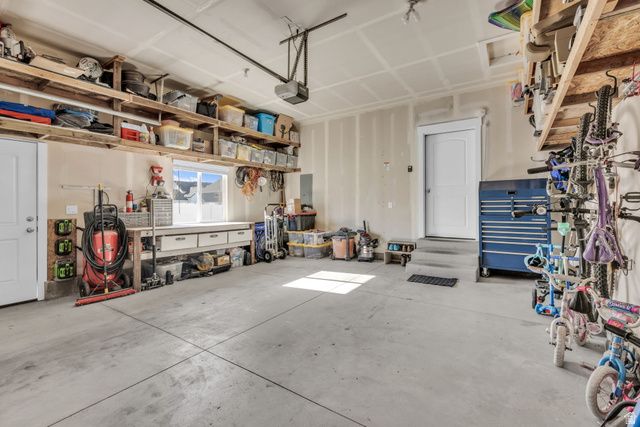 141 N PINNACLE AVE, Mapleton, UT 84664