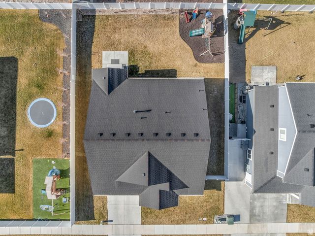 141 N PINNACLE AVE, Mapleton, UT 84664