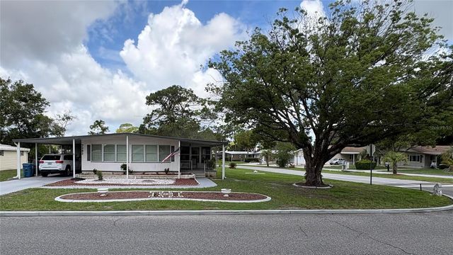 7363 BROOKRIDGE CENTRAL BOULEVARD, Brooksville, FL 34613
