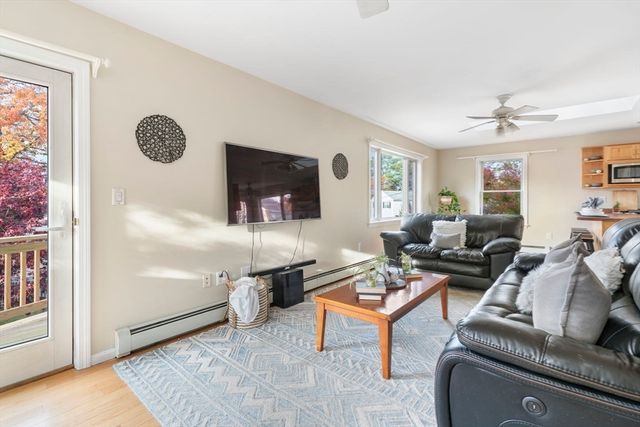 2 Alnette Rd, Merrimac, MA 01860
