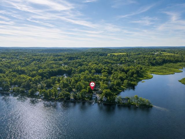 2 Alnette Rd, Merrimac, MA 01860