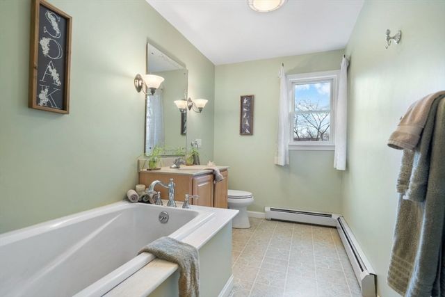 2 Alnette Rd, Merrimac, MA 01860