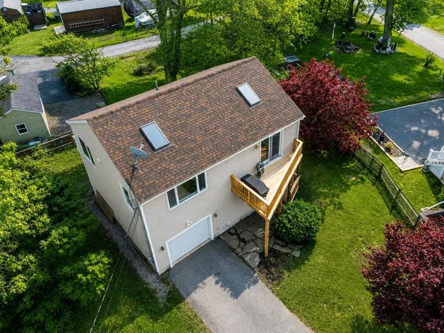 2 Alnette Rd, Merrimac, MA 01860