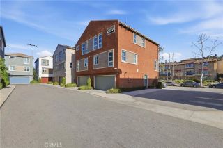 2700 E Chaucer 13, Los Angeles, CA 90065