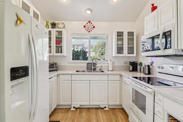 3760 Vista Campana S 72, Oceanside, CA 92057