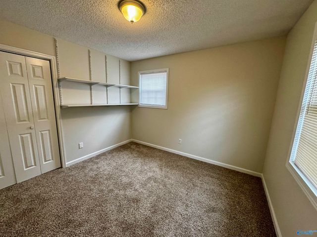 1775 Jeff Road A, Huntsville, AL 35806