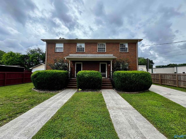 1775 Jeff Road A, Huntsville, AL 35806