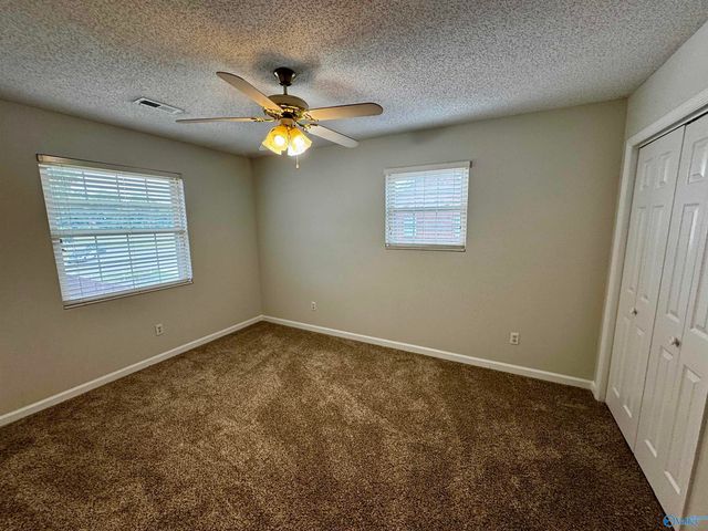 1775 Jeff Road A, Huntsville, AL 35806