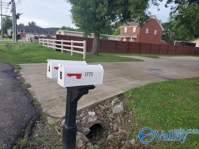 1775 Jeff Road A, Huntsville, AL 35806