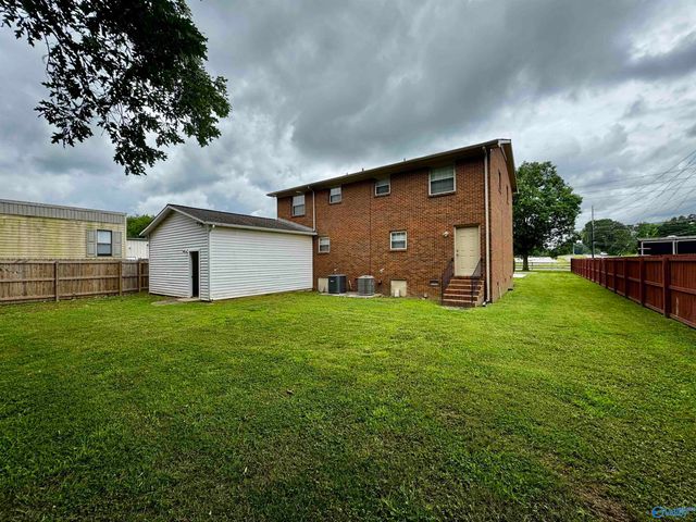 1775 Jeff Road A, Huntsville, AL 35806