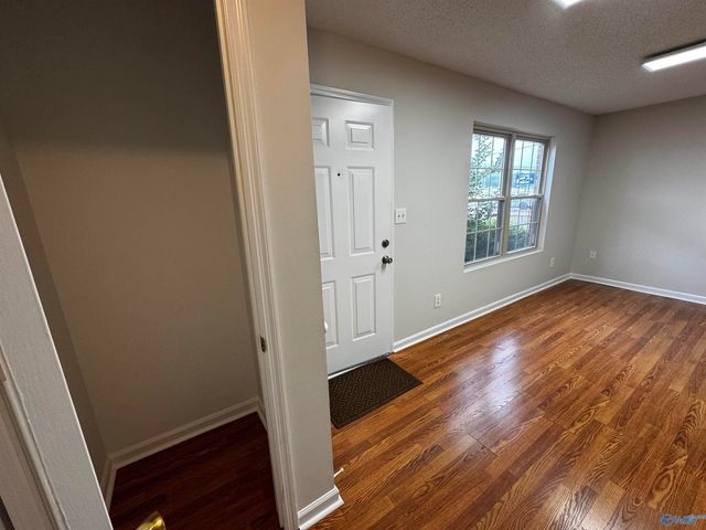 1775 Jeff Road A, Huntsville, AL 35806