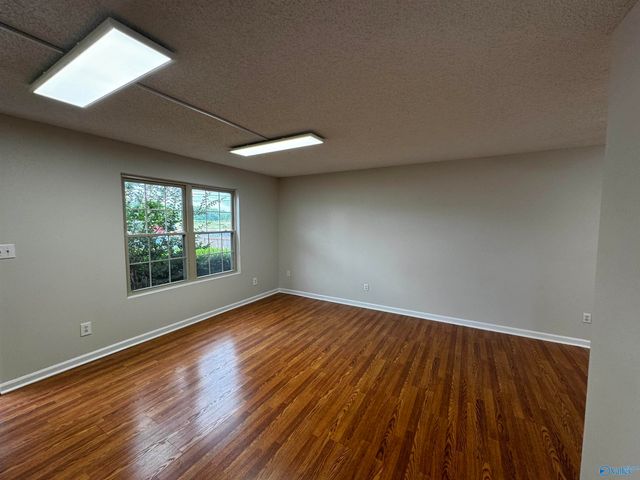 1775 Jeff Road A, Huntsville, AL 35806