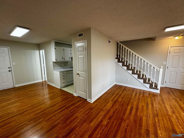 1775 Jeff Road A, Huntsville, AL 35806