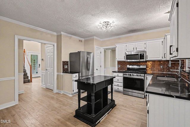 311 Durington Place, Cary, NC 27518